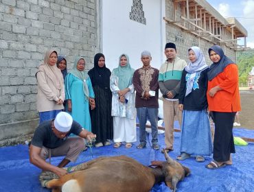 Semangat berbagi di Hari Raya Idul Adha 1447 Hijriah ditunjukkan SD Inpres Bajo, Kecamatan Sanana Utara, Kabupaten Kepulauan Sula, dengan menyalurkan satu ekor sapi kurban kepada masyarakat Desa Bajo