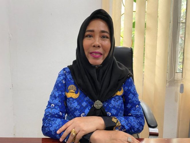 
					Kepala Disperkimtan Kepulauan Sula, Maryam Yusuf. Foto/madingkota.com