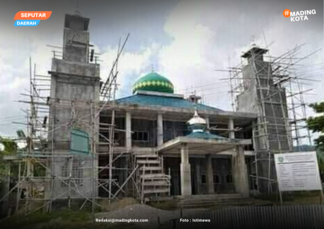 
					Foto : Masjid An'nur Desa Pohea, Kecamatan Sanana Utara yang dibangun menggunakan APBD tahun 2015-2019. (doc. istimewa)