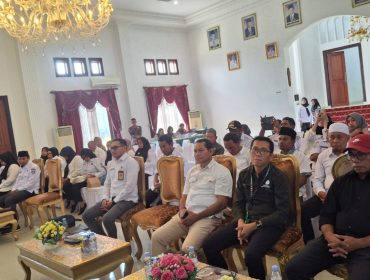 Foto : Rapat panitia tata batas (PTB) Pemda Sula dan BPKH. (doc.Diskominfo)